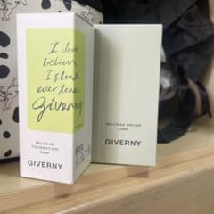 GIVENRY MILCHAK FOUNDATION Cover 30mlのサムネイル