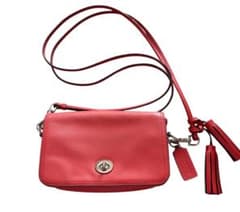 COACHレガシーレザーペニーショルダーバッグ ターンロックタッセル チャーム