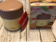 たぬ様専用  THERMOS真空断熱フードコンテナーのサムネイル