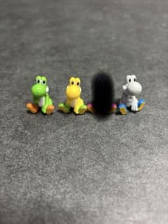 スーパーマリオバスボール　ヨッシーのマスコットのサムネイル