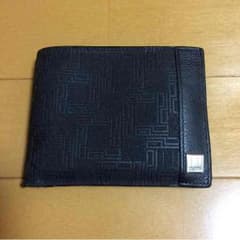 【最終値下げ】ダンヒル 二つ折り財布のサムネイル