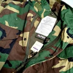 ALPHA INDUSTRIES ミリタリージャケット KHK カモフラのサムネイル