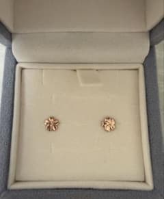 新品・未使用】ジュエリーTSUTSUMI K10 ピンクゴールド ピアス - メルカリ