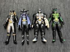 ※週末お値下げ中※仮面ライダーオーズ　 グリードソフビ人形まとめ売りのサムネイル