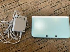 ニンテンドー3DS LL ミント×ホワイトのサムネイル