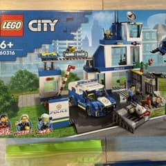 レゴLEGO City 60316 Police Stationのサムネイル