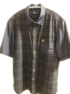 【sususu2019様専用】　フレッドペリー　半袖シャツのサムネイル