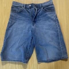 UNIQLO JEANS ジョーツ Mサイズのサムネイル