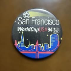 希少　マクドナルド　1994年製 サッカー ワールドカップ スポンサー バッジ 激レア☆サンフランシスコワールドカップUSA 1994年 デカ缶バッジ