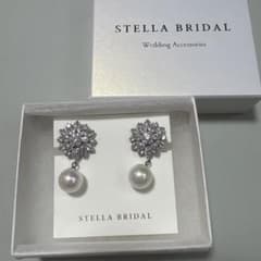 STELLA BRIDAL パール ビジュー イヤリングのサムネイル