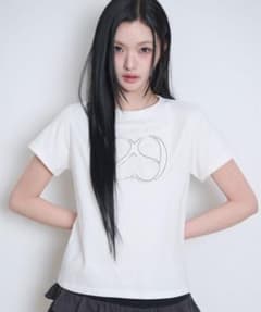 129 ロゴパッチTシャツ ピュアホワイトのサムネイル
