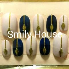 ライン*ネイルチップのサムネイル
