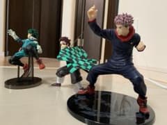 フィギュア　デク　虎杖　竈門炭治郎のサムネイル