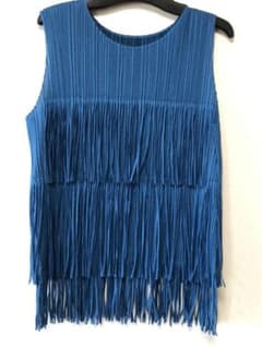 ISSEY MIYAKE フリンジ　トップス　ブルーのサムネイル