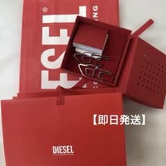 diesel Dロゴピアス ギフトボックス付き - メルカリ