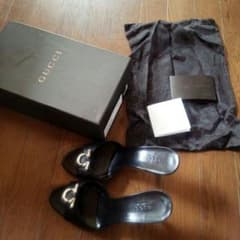☆専用☆GUCCI　グッチ　サンダルのサムネイル