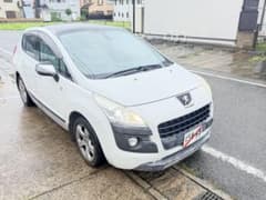 PEUGEOT 3008 ホワイト 限定車ナパリのサムネイル