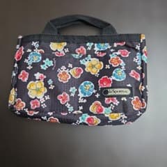 LeSportsac ポーチ 花柄 ブラックのサムネイル