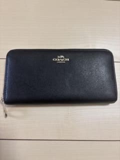 【美品】⭐︎COACH⭐︎ コーチ　長財布 ラウンドファスナー ブラック　ゴールドのサムネイル