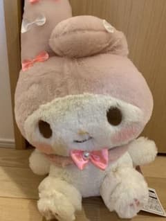 マイメロディ　ミルキーホワイト　bigぬいぐるみのサムネイル