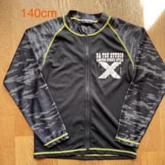 ラッシュガード　140cmのサムネイル