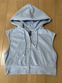 H&M DIVIDED タンクトップ　水色のサムネイル