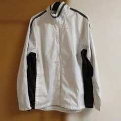 FILA ウィンドブレーカー ジャケット ホワイト ブラック Sサイズ 82のサムネイル