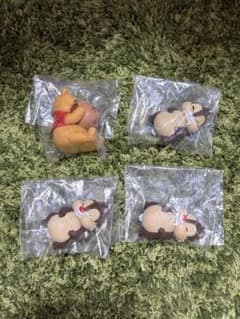 캡슐 장난감 디즈니 너무 먹어.