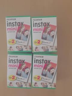 チェキフィルム instax mini (10枚×2パック)×4のサムネイル