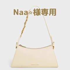 Naa⭐︎様専用CHARLES & KEITH メタリックアクセント　バッグのサムネイル