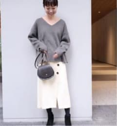 ノーブル♡ボタントラペーズスカートのサムネイル