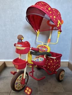 アンパンマン 三輪車 デラックスR サンシェード、足のせステップ付き