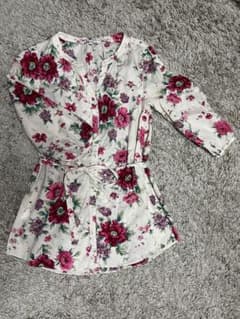 LAURA ASHLEY 花柄スキッパーブラウスのサムネイル