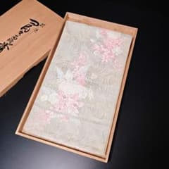 袋帯 六通 扇 松 菊 紅葉 牡丹 流水 唐織 刺繍 H-814 袋帯 正絹 六通 唐織 刺繍 牡丹 植物模様 華模様 - メルカリ