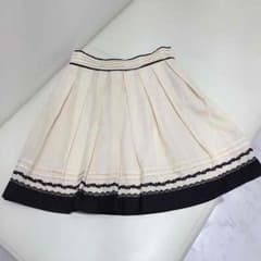 レッセパッセ スカートのサムネイル
