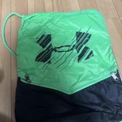 UNDER ARMOUR ナップサック 巾着バッグのサムネイル
