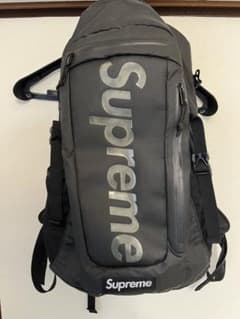 Supreme ブラック リュック・バックパックのサムネイル