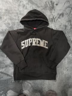 キムタク着supremeパーカー同型同色 | Shop at Mercari from Japan