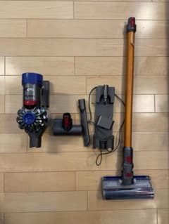 Dyson V8 Fluffy SV10FF - メルカリ