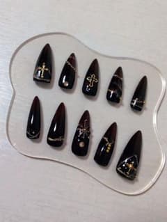 【CRIMSON ARMOR】ハンドメイド ネイルチップ ロングポイントのサムネイル