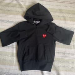【美品】PLAY Comme des Garçons 黒パーカー XSのサムネイル