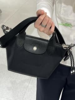 新品 未使用 LONGCHAMP ショルダーバッグ ブラック XSのサムネイル