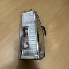 la600s 前期　純正テールのサムネイル