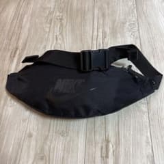 NIKE(ナイキ)ポシェットボディバッグ肩掛けブラックのサムネイル