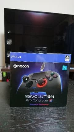 nacon revolution 2のサムネイル