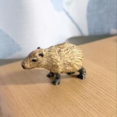 那須どうぶつ王国 はしもとみおの彫刻 カピバラのサムネイル