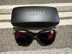VERSACE キャットアイサングラスのサムネイル