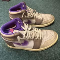 Air Jordan スニーカー グレー/パープルのサムネイル