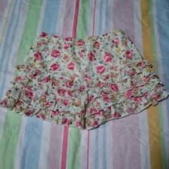 ノエル様専用、花柄レースのフリルパンツのサムネイル