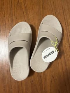 ウーフォスサンダル　未使用品のサムネイル